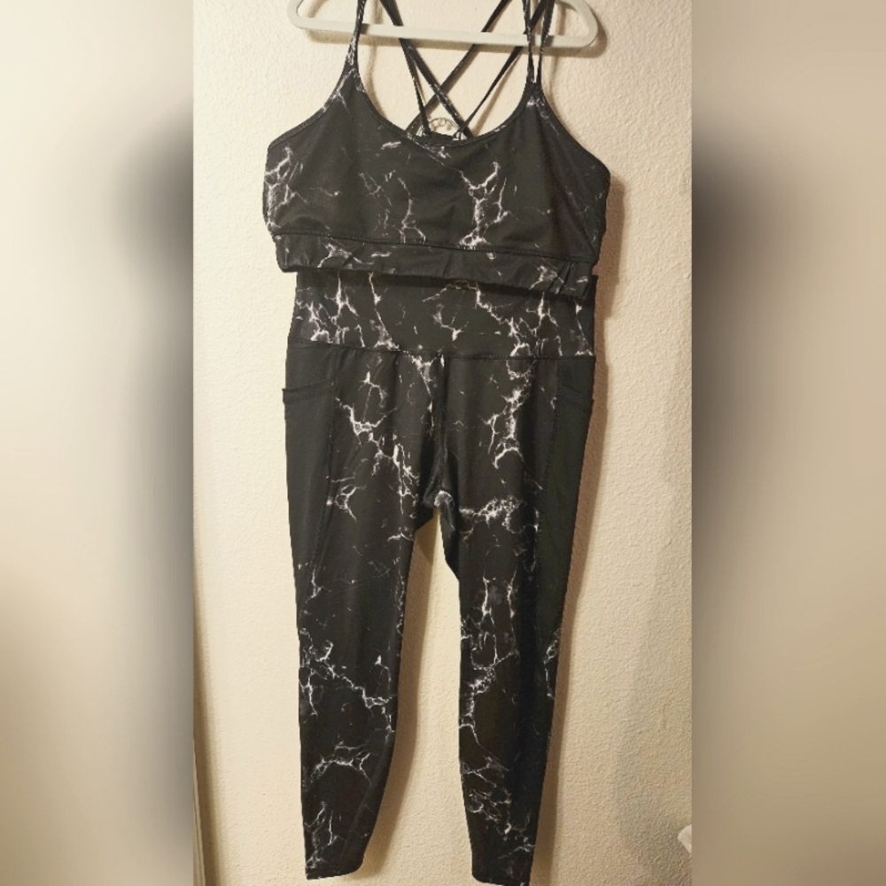 Black marble set